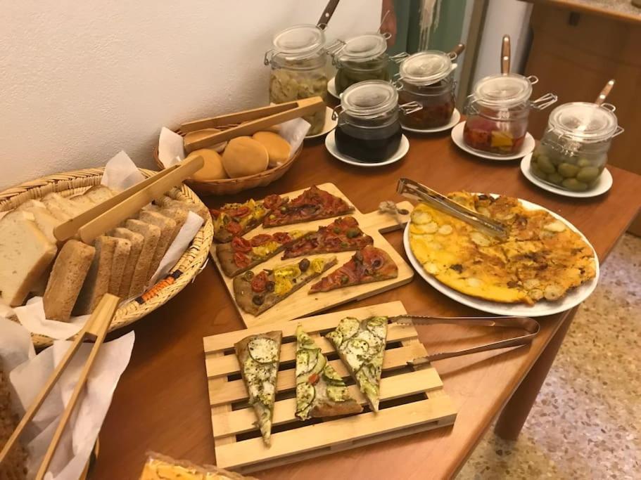 Vegan B&B Meuble Adriana 西尔米奥奈 外观 照片