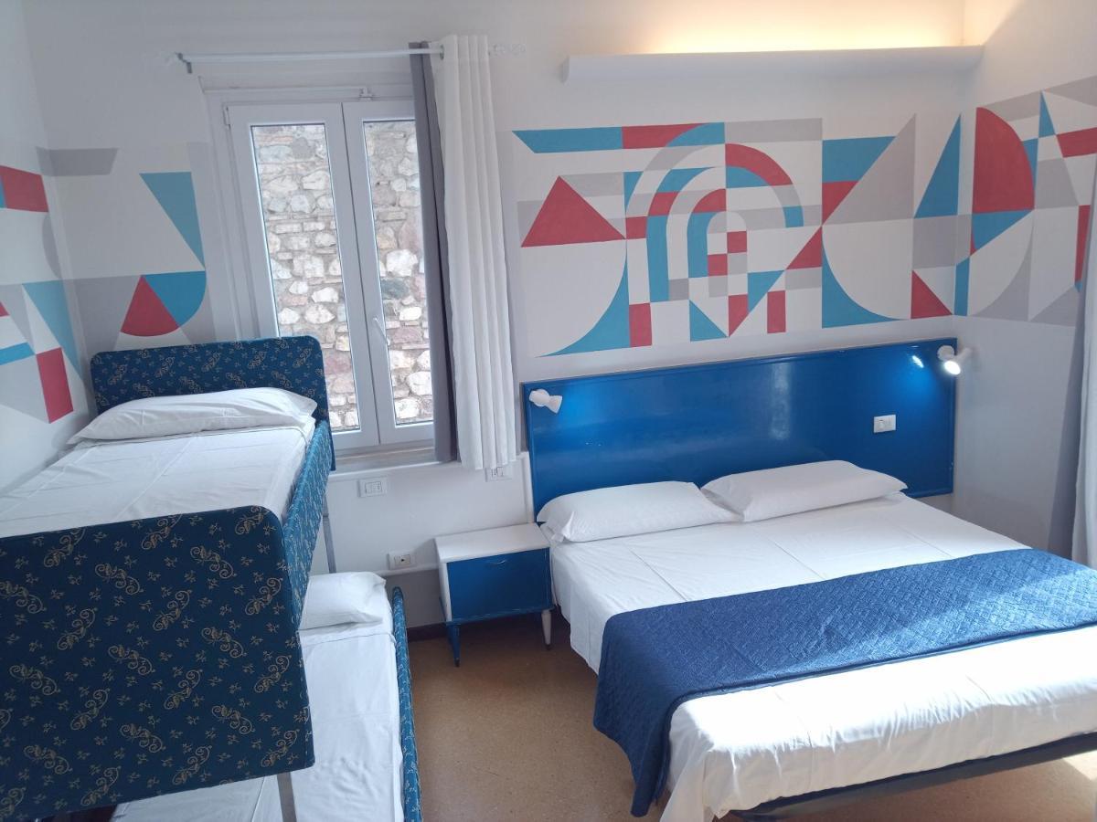 Vegan B&B Meuble Adriana 西尔米奥奈 外观 照片